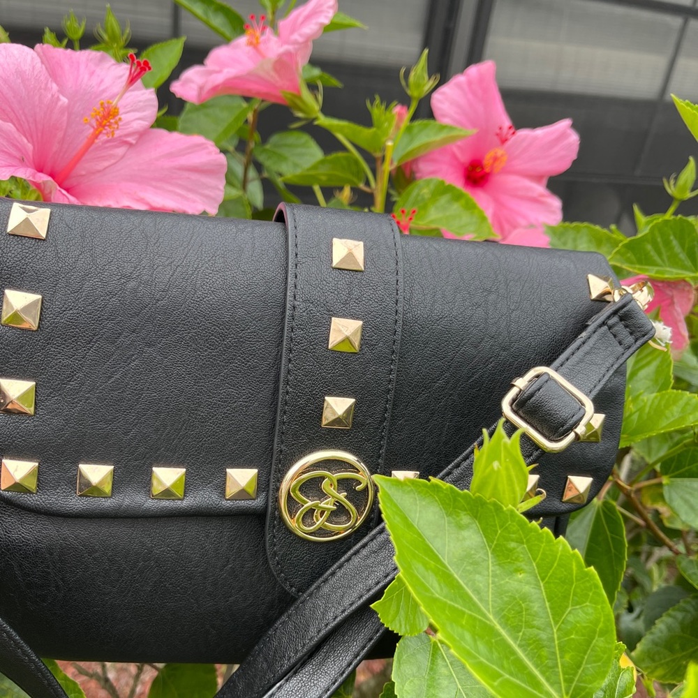 JESSICA SIMPSON Crossbody Bag with Gold Details and Chain Strap In Jenni… - Picture 9 of 16